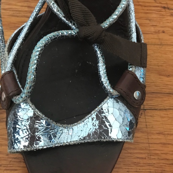 Givenchy leather and metallic python women’s shoes - Picture 2 of 8